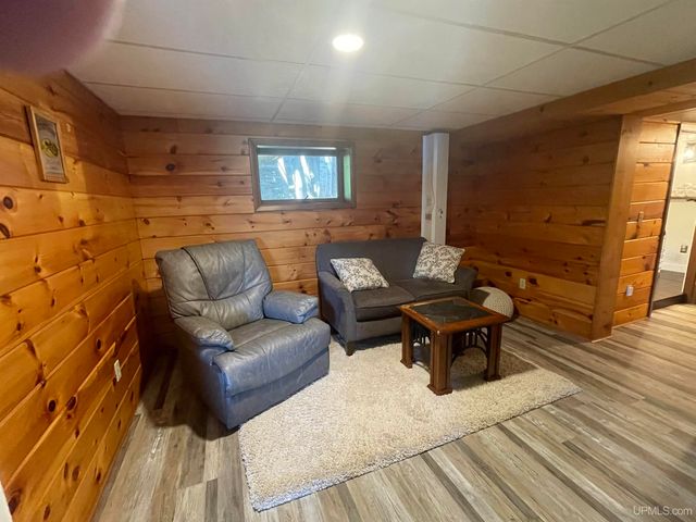 52170 Canal Road, Houghton, MI 49931