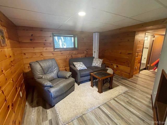 52170 Canal Road, Houghton, MI 49931