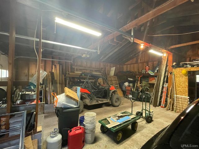 52170 Canal Road, Houghton, MI 49931