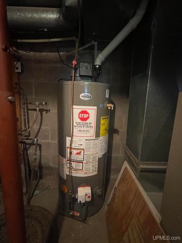 52170 Canal Road, Houghton, MI 49931