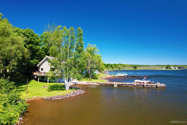 52170 Canal Road, Houghton, MI 49931