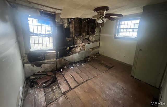 7497 Rowles Avenue, St Louis, MO 63135