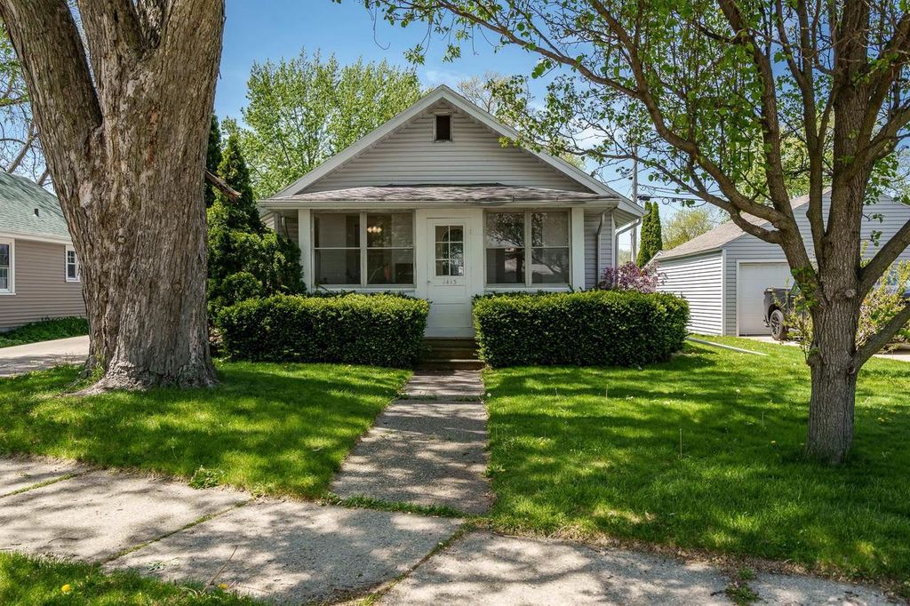 1413 Woodman Road, Janesville, WI 53545