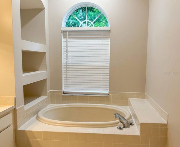 1625 POWDER RIDGE DRIVE, Valrico, FL 33594