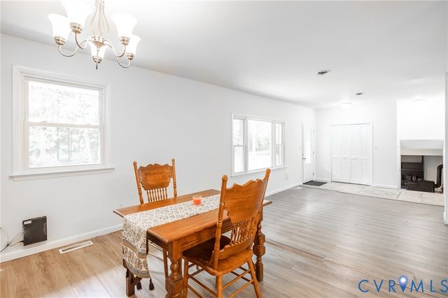 9016 Robin Rd, Disputanta, VA 23842