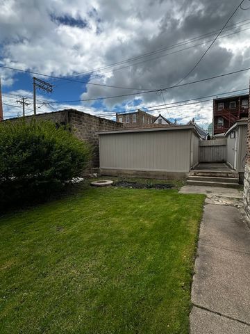 3209 S Racine Avenue, Chicago, IL 60608
