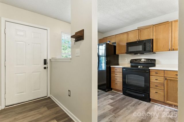 7553 Petrea Lane, Charlotte, NC 28227
