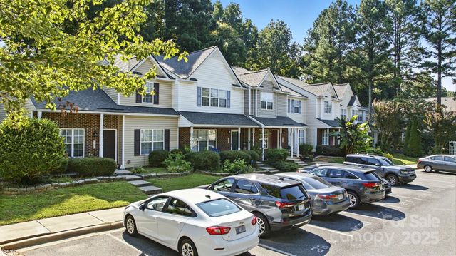 7553 Petrea Lane, Charlotte, NC 28227