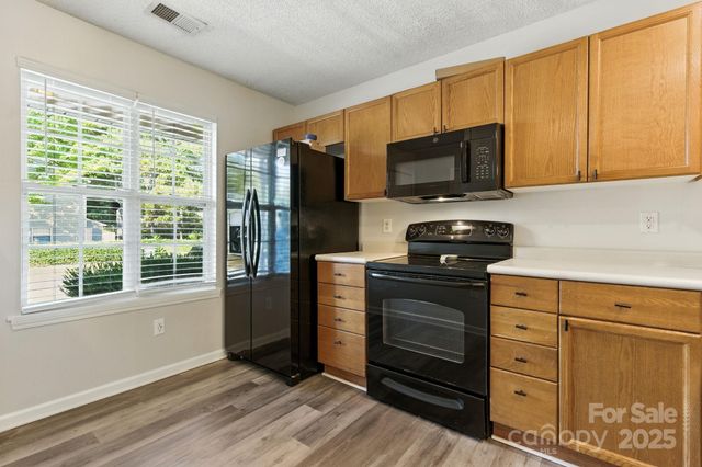 7553 Petrea Lane, Charlotte, NC 28227