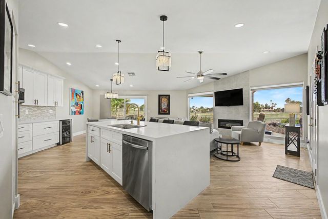 4524 E Shomi Street, Phoenix, AZ 85044
