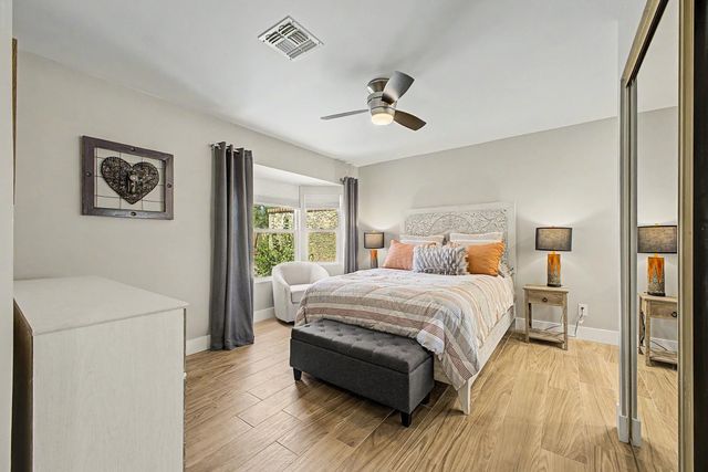 4524 E Shomi Street, Phoenix, AZ 85044
