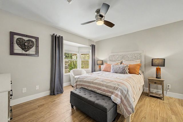 4524 E Shomi Street, Phoenix, AZ 85044