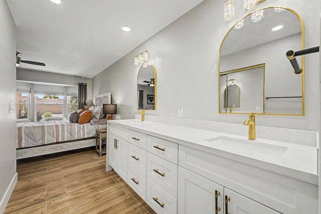 4524 E Shomi Street, Phoenix, AZ 85044