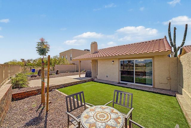 4524 E Shomi Street, Phoenix, AZ 85044