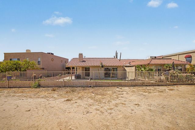 4524 E Shomi Street, Phoenix, AZ 85044