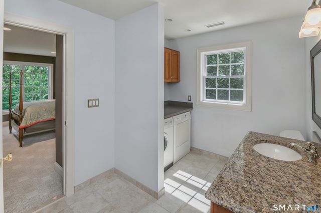 101 Carol Street, Danbury, CT 06810