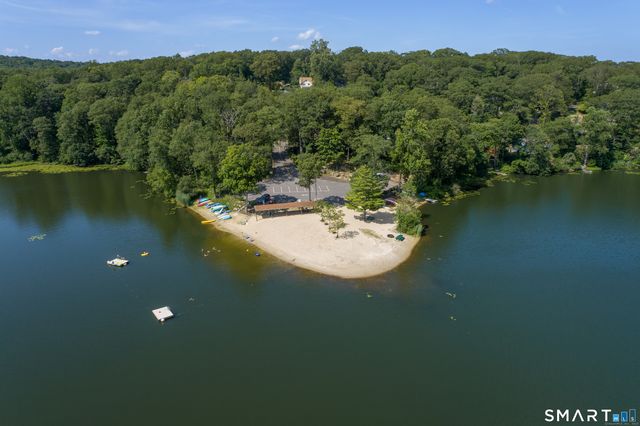 101 Carol Street, Danbury, CT 06810