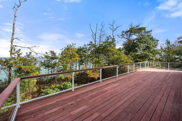 31 Monisa Kay Drive, Plymouth, MA 02360