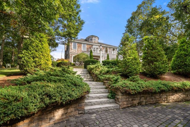 31 Monisa Kay Drive, Plymouth, MA 02360