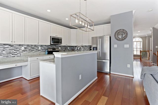 47675 LOWELAND TER, Sterling, VA 20165