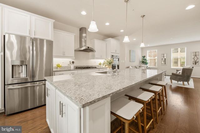 507 SILVER CLIPPER LN, Oxon Hill, MD 20745