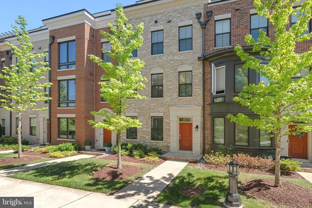 507 SILVER CLIPPER LN, Oxon Hill, MD 20745