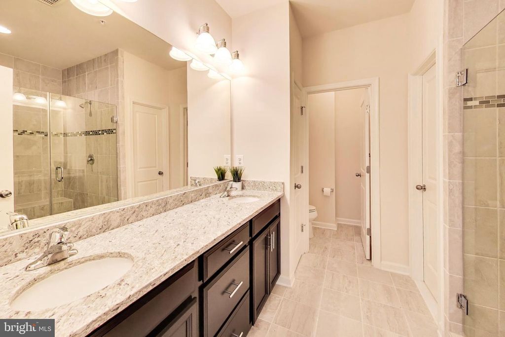 Image 11 of property listing at 507 SILVER CLIPPER LN, Oxon Hill, MD 20745