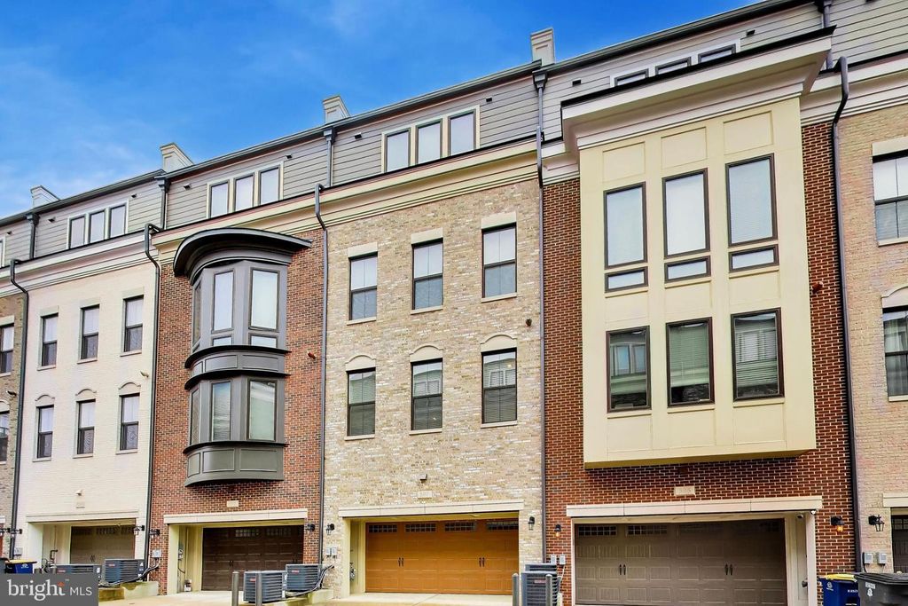 Image 30 of property listing at 507 SILVER CLIPPER LN, Oxon Hill, MD 20745