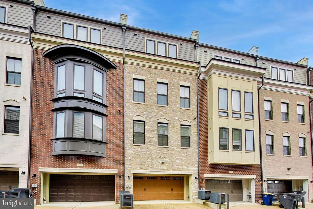 Image 31 of property listing at 507 SILVER CLIPPER LN, Oxon Hill, MD 20745