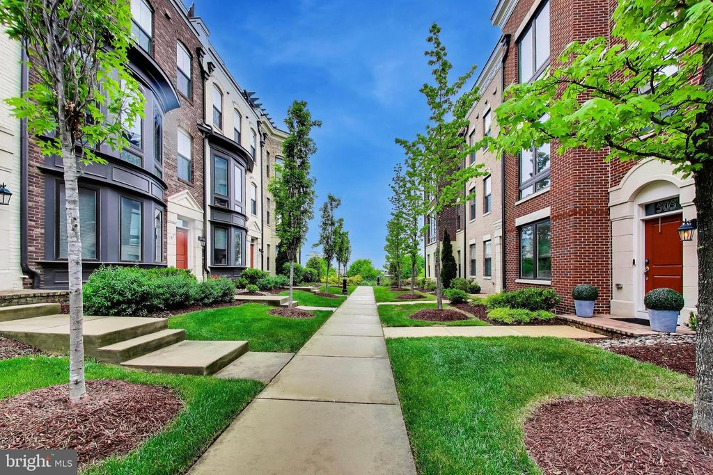 Image 34 of property listing at 507 SILVER CLIPPER LN, Oxon Hill, MD 20745