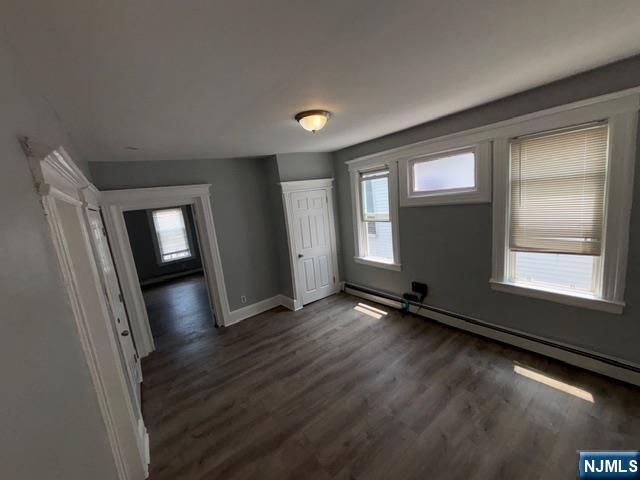 17 Cedar Street 3rd Floor, Newark, NJ 07106
