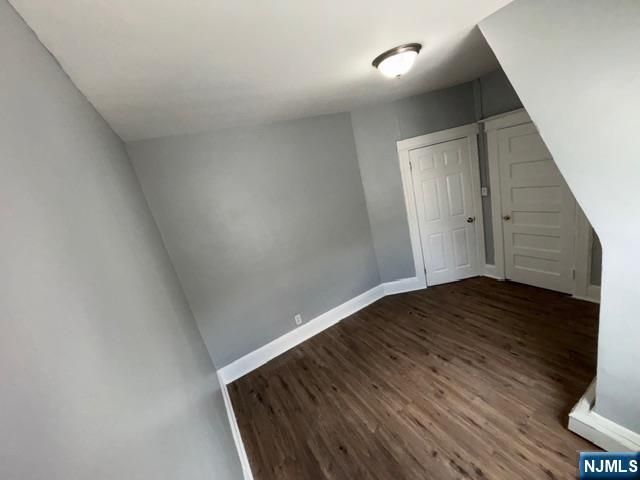 17 Cedar Street 3rd Floor, Newark, NJ 07106