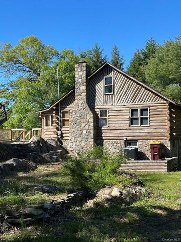 122 Woods Road, Greenwood Lake, NY 10925