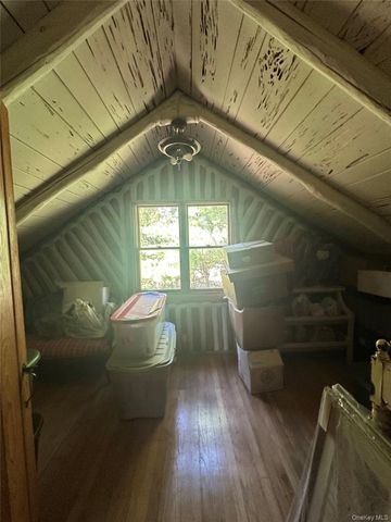 122 Woods Road, Greenwood Lake, NY 10925