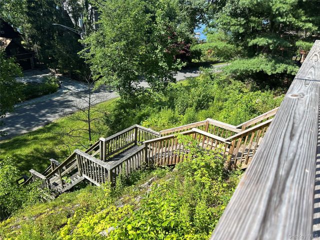 122 Woods Road, Greenwood Lake, NY 10925