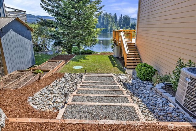 17127 Lakepoint Drive SE, Yelm, WA 98597