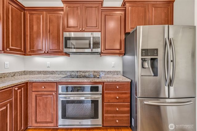 17127 Lakepoint Drive SE, Yelm, WA 98597