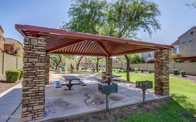 2725 E MINE CREEK Road 1044, Phoenix, AZ 85024