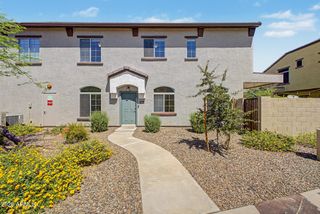 2725 E MINE CREEK Road 1044, Phoenix, AZ 85024
