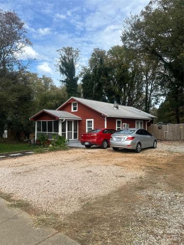 525 Park Drive, Statesville, NC 28677