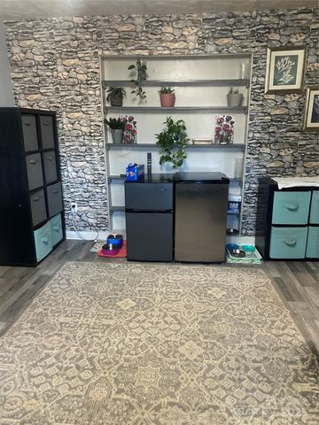 525 Park Drive, Statesville, NC 28677