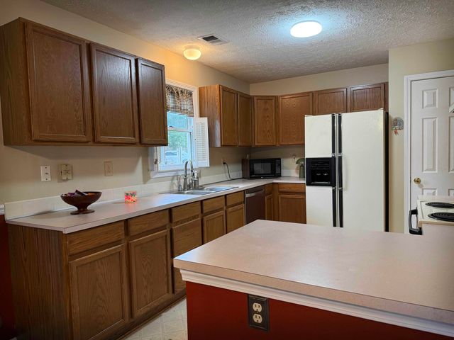 105 Bronte Place, Georgetown, KY 40324
