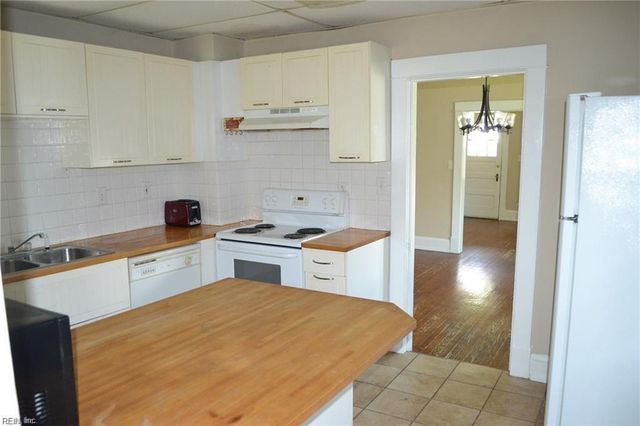 31 Appomattox AVE, Portsmouth, VA 23702