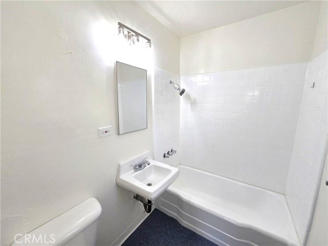 4263 W Broadway B, Hawthorne, CA 90250