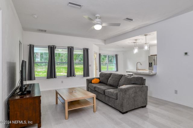 101 KILLIAN Drive, Hawthorne, FL 32640