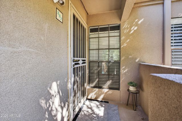 5950 N 78TH Street 207, Scottsdale, AZ 85250