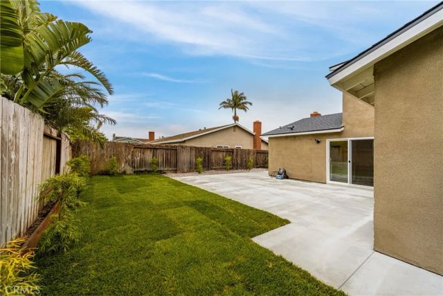 9282 Winterwood Circle, Huntington Beach, CA 92646