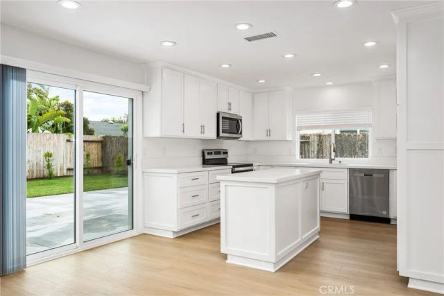 9282 Winterwood Circle, Huntington Beach, CA 92646