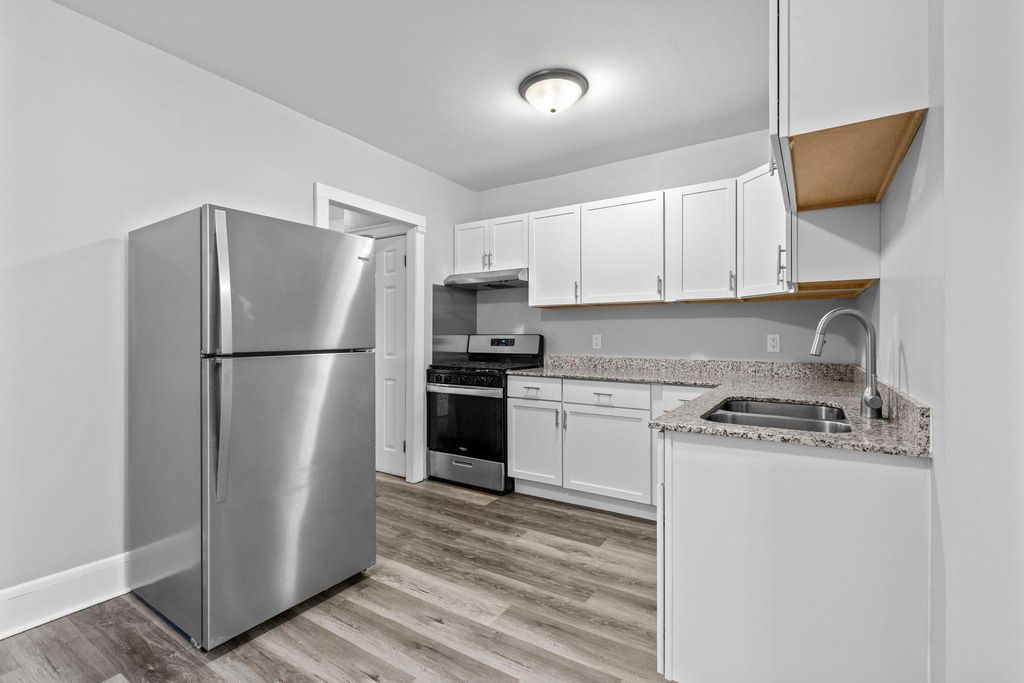 2204 Emerson Avenue N, Minneapolis, MN 55411 — photo 3