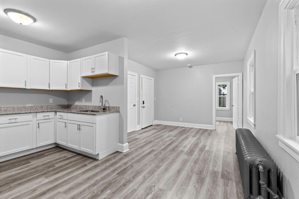 2204 Emerson Avenue N, Minneapolis, MN 55411 — photo 5